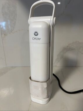 OttLite Foldable White Portable Task Light